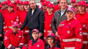 Πατρινό καρναβάλι: Η αποτελεσματική λειτουργία του "μικρού νοσοκομείου" της 6ης ΥΠΕ και του ΕΕΣ