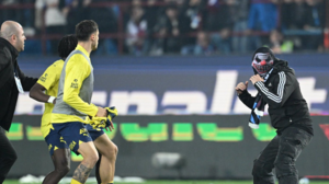 Βαρύτατες "καμπάνες" για τα επεισόδια στην Τουρκία