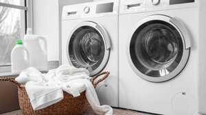 Τέρμα οι απλωμένες μπουγάδες – Η αφρικανική σκόνη στρέφει τα νοικοκυριά στην αγορά στεγνωτηρίων