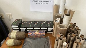 Kροτίδες, φωτοβολίδες και τρεις συλλήψεις στον Άγιο Νικόλαο - Ένας ανήλικος στη "φάκα"