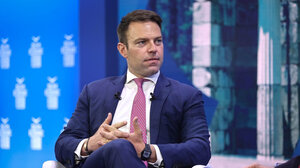 Κασσελάκης: "Πληρώνουμε όπως η Σουηδία, αγοράζουμε όπως η Βουλγαρία"