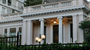 Σε επαγρύπνηση η Ελλάδα για τη νέα κρίση στη Μέση Ανατολή