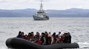 Ναυάγιο με μετανάστες στη Μάγχη: Τουλάχιστον 8 οι νεκροί