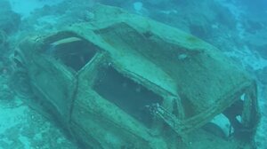Το υποθαλάσσιο νεκροταφείο αυτοκίνητων στο Σούνιο