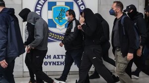 Εγκληματική οργάνωση οπαδών: Στα δικαστήρια για τις απολογίες τους