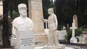 Επαναφέρει το θέμα της αποκατάστασης του ταφικού μνημείου του Α. Φ. Παπαδάκη ο Χάρης Μαμουλάκης