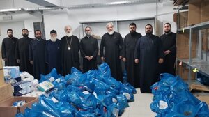 Διανομή δεμάτων ενόψει του Πάσχα από την Μητρόπολη Αρκαλοχωρίου