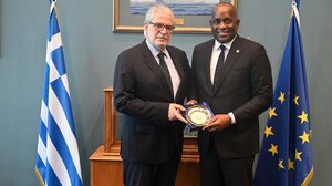 Με τον Πρωθυπουργό της Κοινοπολιτείας της Δομινίκα συναντήθηκε ο Χρ. Στυλιανίδης