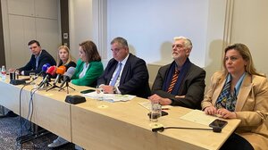 Ροκάκης: Κρίσιμη πρόκληση οι 10.000 κενές θέσεις εργασίας στον Τουρισμό, την Εστίαση, τον Πρωτογενή Τομέα