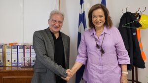 Αεροδρόμιο Ηρακλείου, ΒΟΑΚ, Ενετικά Τείχη στη συνάντηση Καλοκαιρινού-Μπακογιάννη