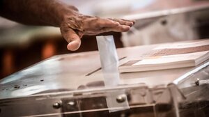 Τάσεις MRB: Προβάδισμα Ανδρουλάκη έναντι Δούκα για το ΠΑΣΟΚ