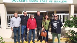 Τα προβλήματα των λιμενεργατών στο επίκεντρο συνάντησης με τον Χ. Μαμουλάκη