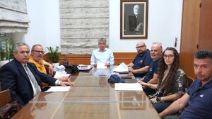 Σύμβαση ύψους 600.000 ευρώ για συντηρήσεις οδοστρώματος υπέγραψε ο Στ. Αρναουτάκης