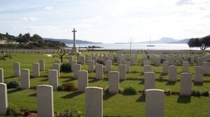 Η χαροκαμένη μάνα της κατοχής, που θυμίζει αρχαιοελληνική τραγωδία και βυζαντινή Αγία