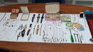 Οι τουρίστες ήταν ... διαρρήκτες!