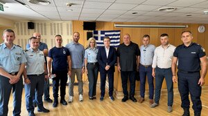 "Προπαγάνδα" οι διαβεβαιώσεις Χρυσοχοΐδη για την Κρήτη, λένε οι συνδικαλιστές της αστυνομίας 