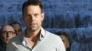 Κασσελάκης: Από τη Νορμανδία ο πρωθυπουργός να πάρει σαφή θέση για τη γενοκτονία στη Γάζα