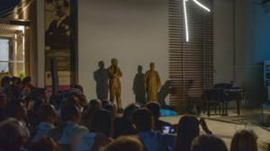 Τα αποκαλυπτήρια της γλυπτικής σύνθεσης Νίκου Καζαντζάκη και Lu Xun