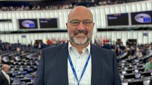 Σάκης Αρναούτογλου: «Ο Ελληνικός αμπελώνας δεν ξεριζώνεται – Απαραίτητη η στήριξη της ΕΕ στον οινοπαραγωγικό τομέα»