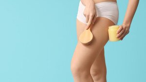 Πώς να μειώσετε την κυτταρίτιδα με 6 φυσικούς τρόπους