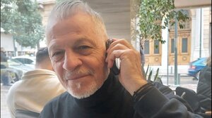 Και ο δημοσιογράφος Γιάννης Κανελλάκης υποψήφιος για την ηγεσία του ΠΑΣΟΚ