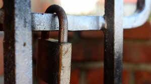 Κακοκαιρία Bora: Ποια σχολεία δεν θα λειτουργήσουν την Τετάρτη στην Λήμνο