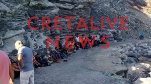 Στο λιμάνι του Ηρακλείου οι μετανάστες που βρέθηκαν στο νότο - Μια σύλληψη