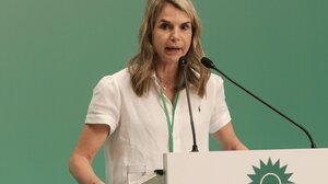 Αποσύρεται από την κούρσα ηγεσίας του ΠΑΣΟΚ η Μιλένα Αποστολάκη
