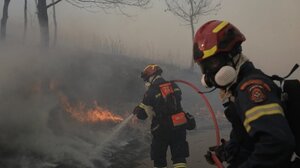 Πυρκαγιά στην Πάτρα: Εκκενώθηκε δομή ΑμεΑ και γηροκομείο - Νέο μήνυμα 112 στους κατοίκους της Εγλυκάδας