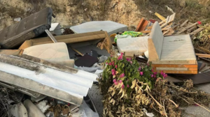 Μια ανεξέλεγκτη χωματερή στην οδό Ψηλορείτη