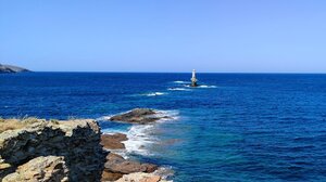 Κοίμηση της Θεοτόκου και Παγκόσμια Ημέρα Φάρων: Η Παναγιά Θαλασσινή και ο φάρος Τουρλίτης