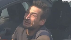 Συγκλονιστικές εικόνες: Κάτοικος κλαίει στην κάμερα "την αγαπάω την Πεντέλη"