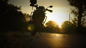 Στο νοσοκομείο οδηγός μηχανής μετά από τροχαίο