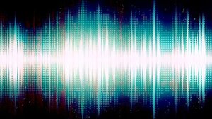 Φασαρία απά μεγάφωνα στα τείχη τα βράδια