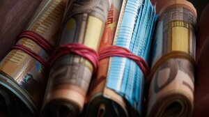 Νέο ρεκόρ με ρυθμίσεις 500 εκατ. ευρώ τον Ιούλιο μέσω του εξωδικαστικού μηχανισμού 