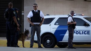 Ένας άνδρας πέταξε μια «βόμβα» μέσα σε δικαστική αίθουσα στην Καλιφόρνια