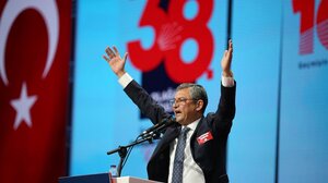 Τουρκία: Στόχος μας η πλήρης ένταξη στην ΕΕ, δηλώνει ο αρχηγός των κεμαλιστών