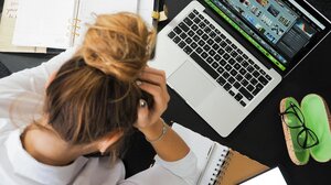 Κακοπληρωμένοι, αγχωμένοι και δυσαρεστημένοι οι εργαζόμενοι στην Ελλάδα