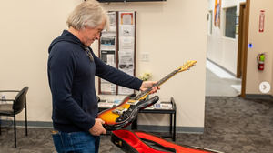 Ο Τζον Μπον Τζόβι έσωσε γυναίκα που ετοιμαζόταν να πηδήξει από γέφυρα