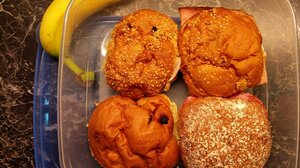 Τέσσερις ιδέες για υγιεινά σνακ στο σχολείο