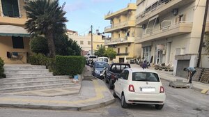 Για αυτό το λόγο δεν έγιναν ράμπες στα νέα πεζοδρόμια! - Τί απαντά ο Δήμος