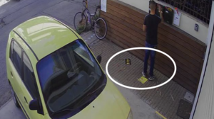 Ένας κακός χαμός με τα φυλλάδια!