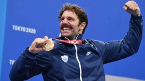 "Βροχή" συγχαρητηρίων για την "χάλκινη" επιτυχία του Αντώνη Τσαπατάκη