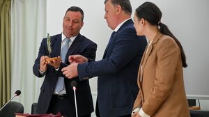 Από τη Ρουμανία στον Άγιο Νικόλαο για την αδελφοποίηση δύο Δήμων