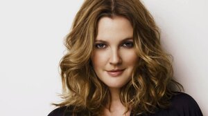 Ντρου Μπάριμορ: Είπε «αντίο» στα extension και το μέικ απ της στον αέρα της εκπομπής της