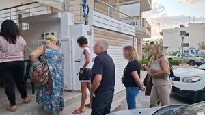 Εκλογές ΠΑΣΟΚ: Ουρές... στις καθυστερήσεις