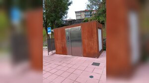 Δημόσιες τουαλέτες σε ισπανικό χωριό και στο Ηράκλειο: Μαντέψτε ποιος "κερδίζει"!