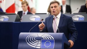  Φαραντούρης σε Κομισιόν: Προστατεύστε τους Χριστιανούς σε Μέση Ανατολή και Νιγηρία 