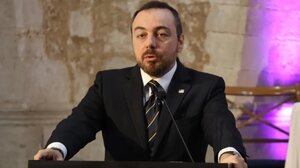 Φραγκίσκος Παρασύρης: Μία υπουργική επίσκεψη δίχως ουσία