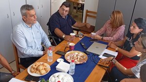 Συνάντηση του Χάρη Μαμουλάκη με τους εργαζόμενους των Δ.Ο.Υ. ανατολικής Κρήτης